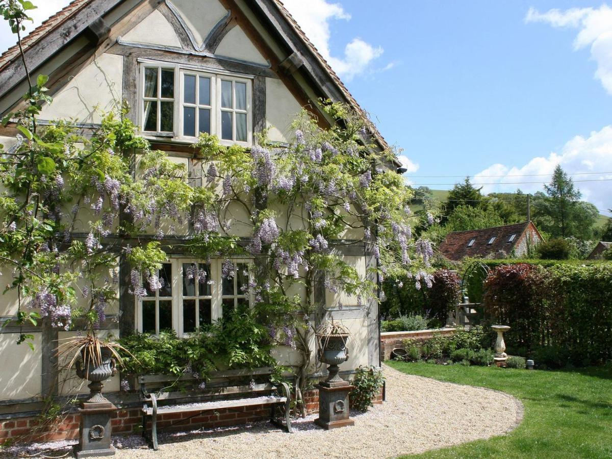 The Cart Shed Villa Ibstone Exterior photo